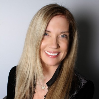 Kate Quinn Canestrari